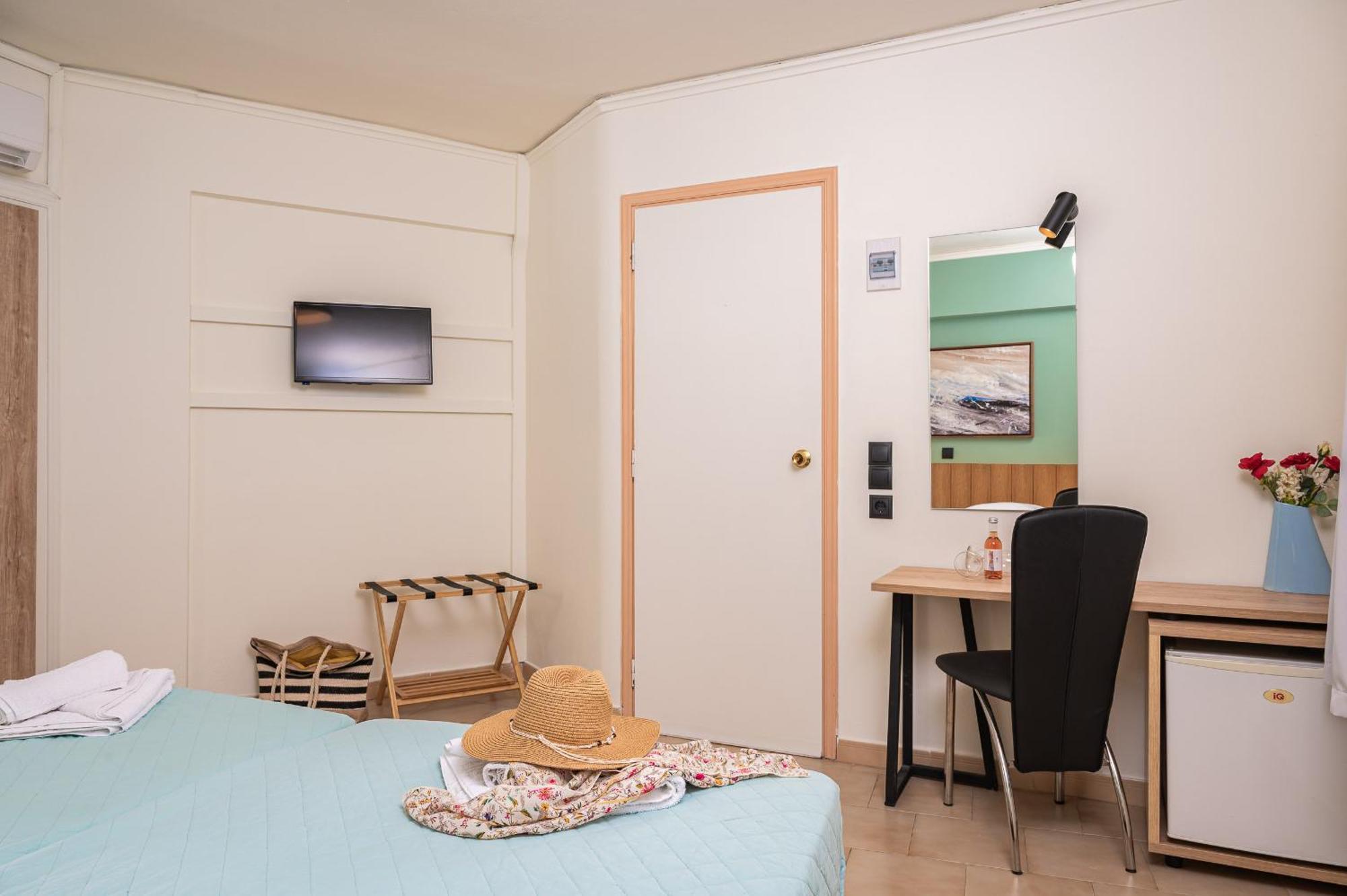 Emily Hotel Agia Paraskevi  Exterior photo