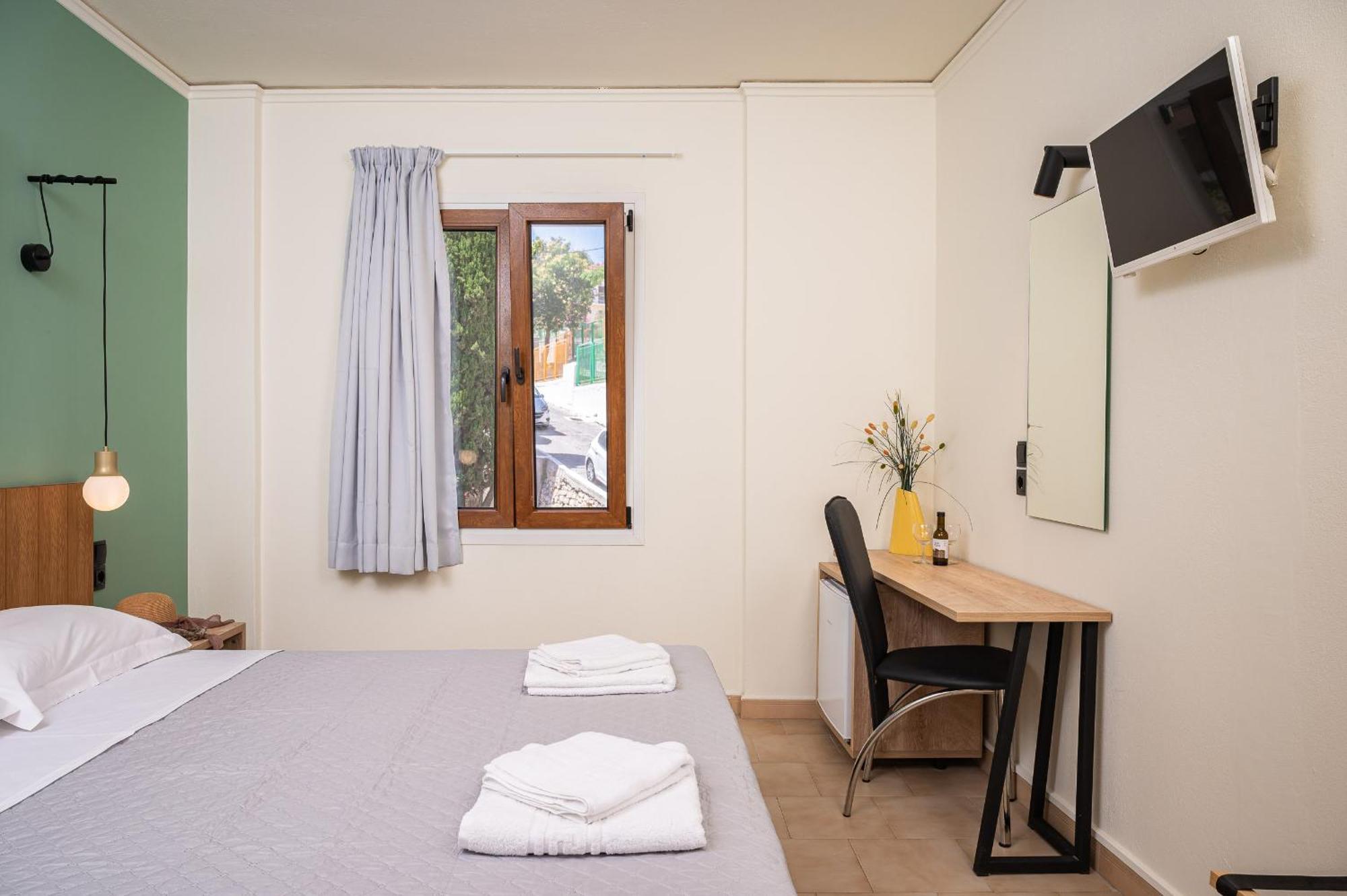 Emily Hotel Agia Paraskevi  Exterior photo